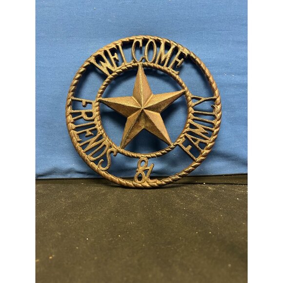 Welcome Friends & Family Cast Iron Star Wall Decor Rustic Style - Picture 1 of 1